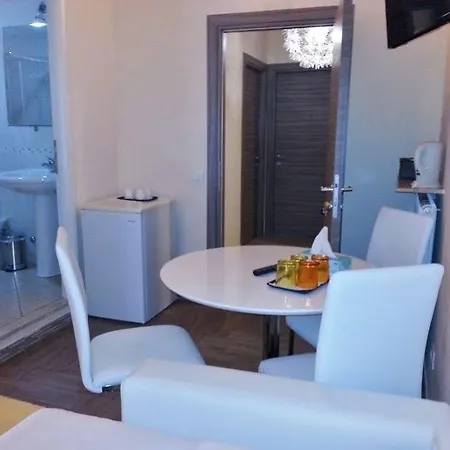 Napoleone Guest house *